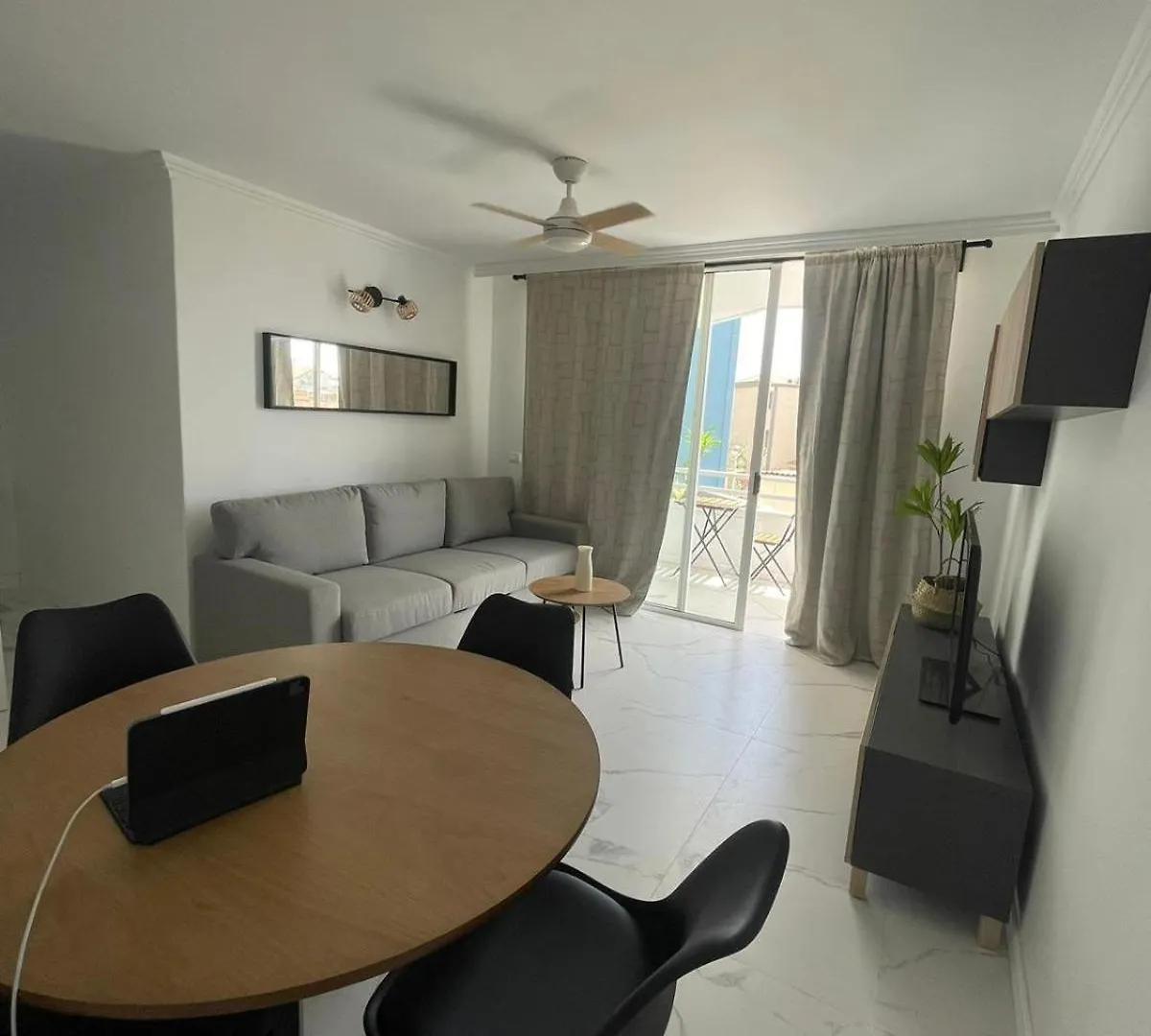 Beautiful And Modern Loft Apartment San Miguel de Abona